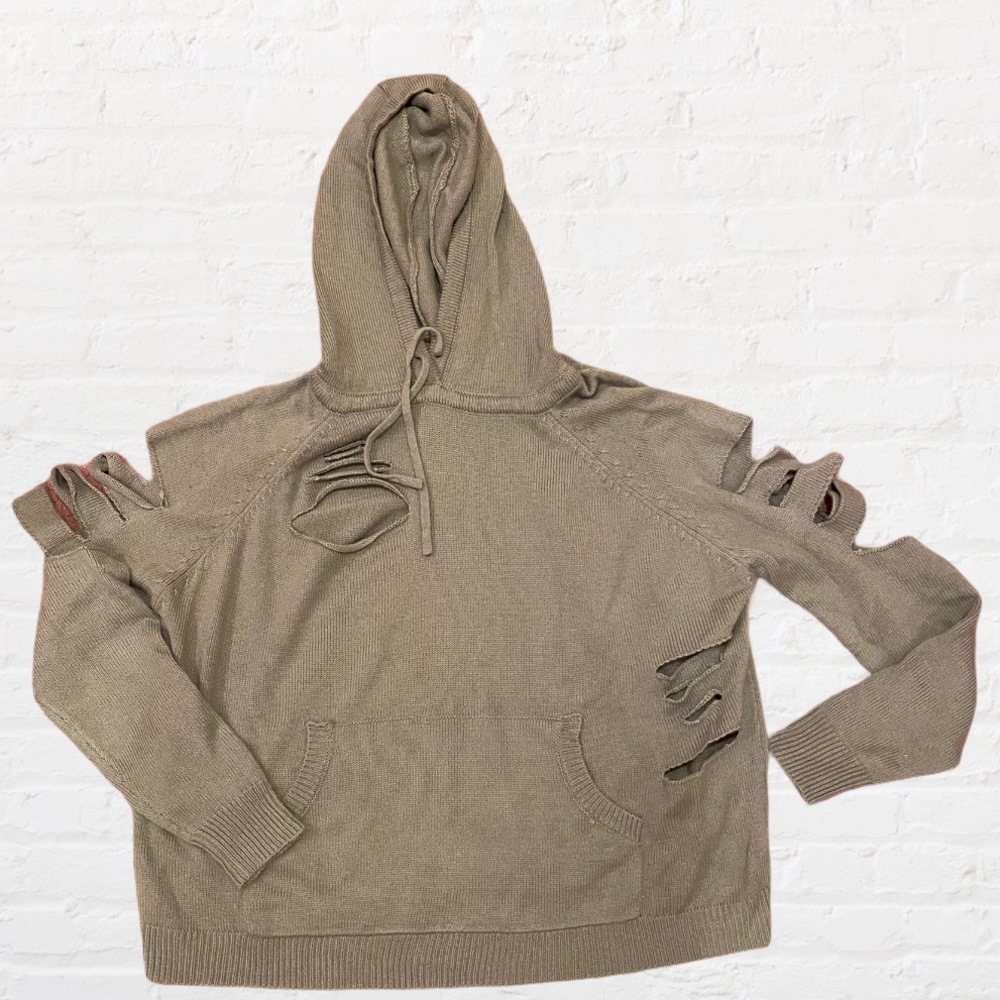 LF cut sweater